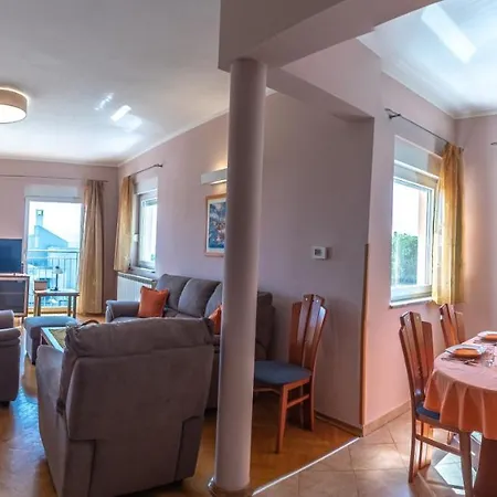 Apartman Dada *